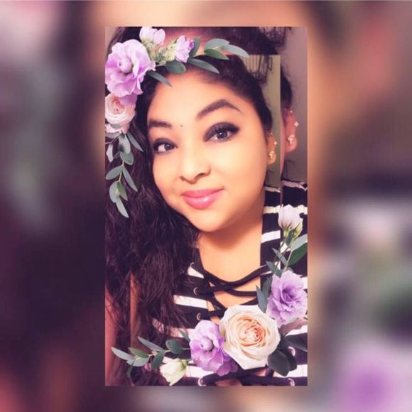 Meet your Posher, Eliza - Picture 1 of 1